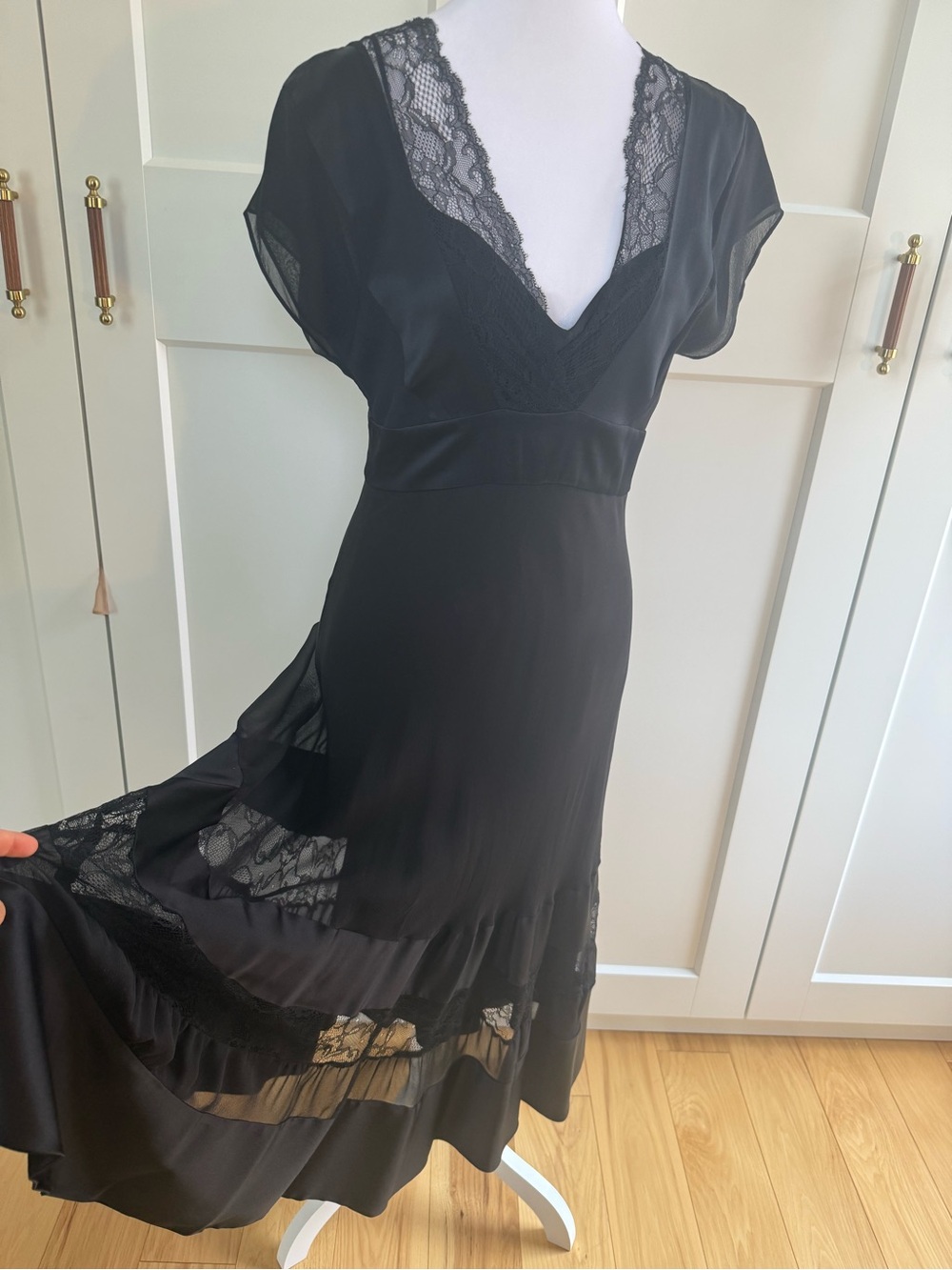 Diane Von Furstenberg Black Midi Dress with Lace Trim - Picture 8 of 12
